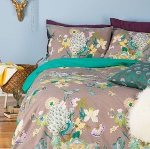 NWT Karma Living Duvet Cover Set in Full/Queen and Matching Curtain Peacock